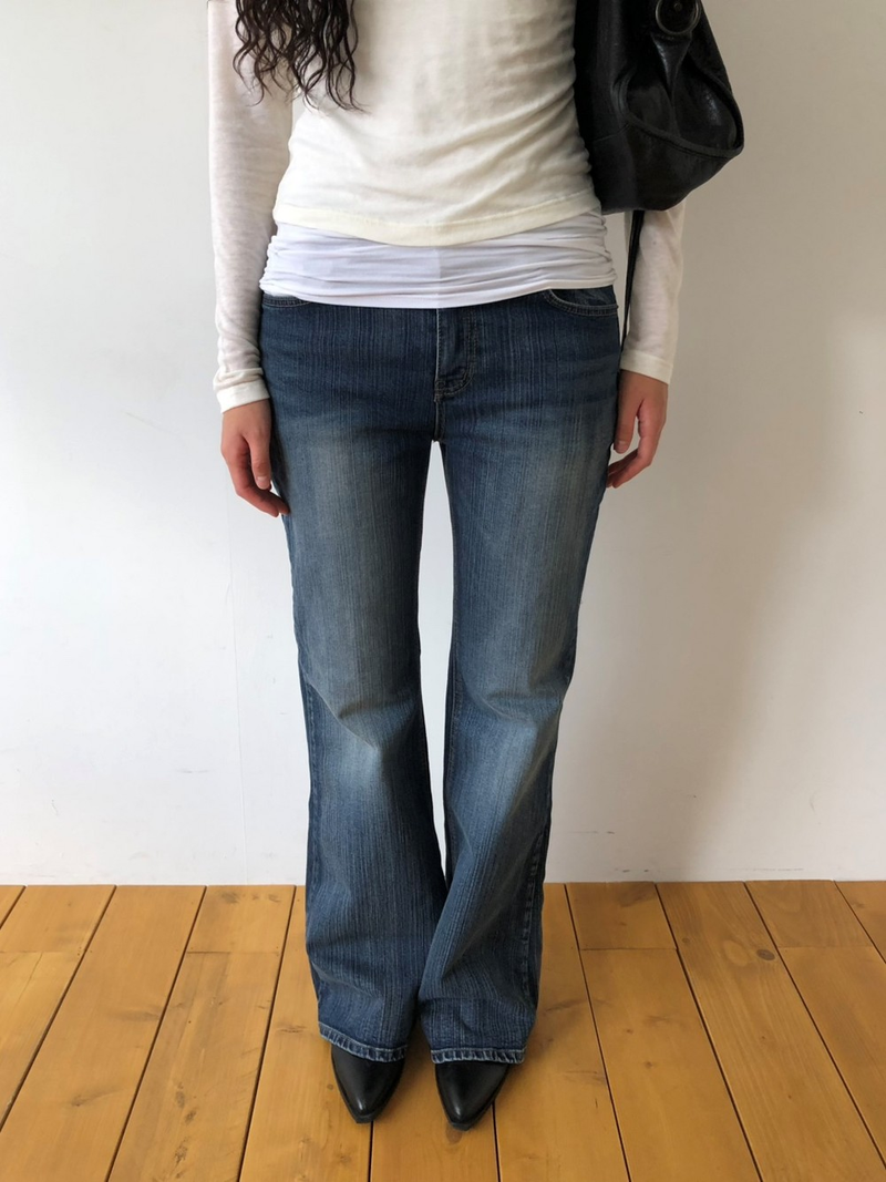 Violet vintage jeans