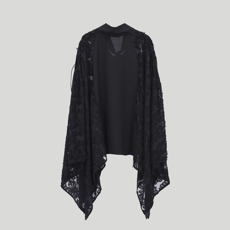 RIBBON TIE CAPE BLOUSE