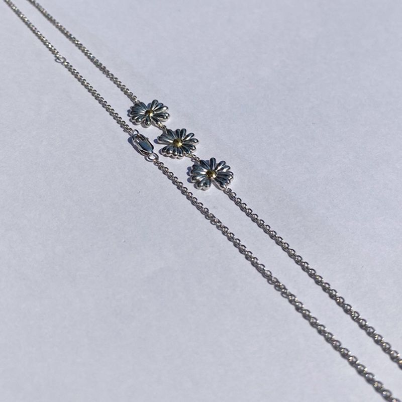 HYEON.K DAISY NECKLACE