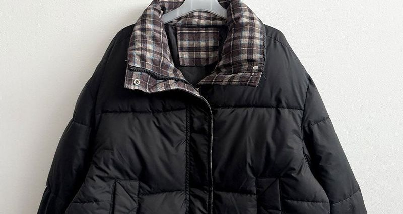 Pomi checkered lining padded jumper