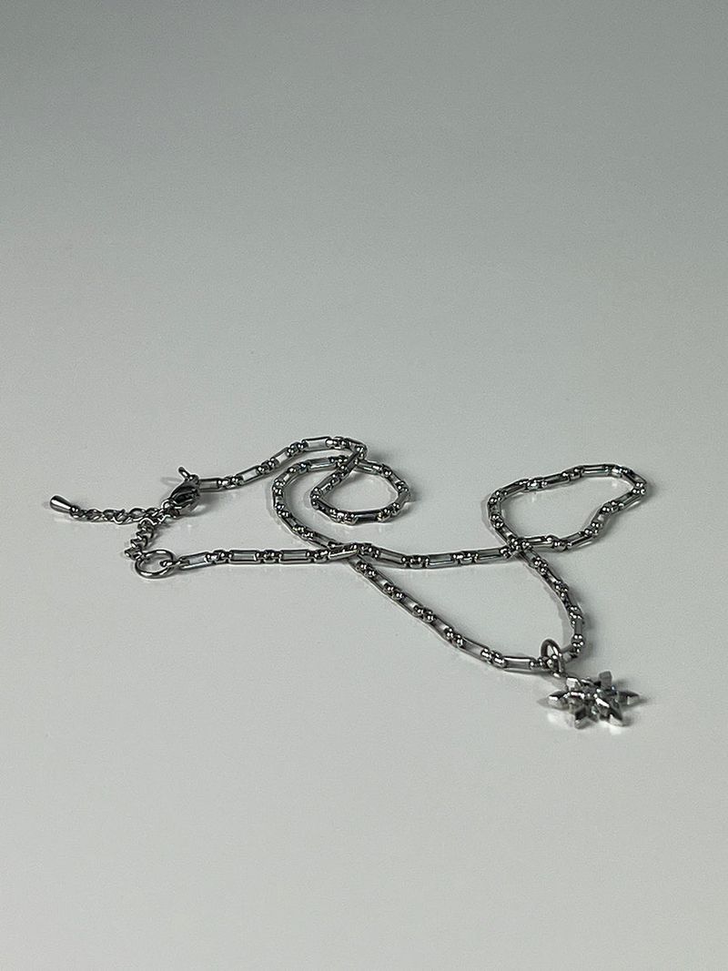 Snowflake necklace