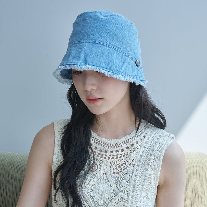Frayed Hem Moon Bucket Hat (Light Blue Denim)