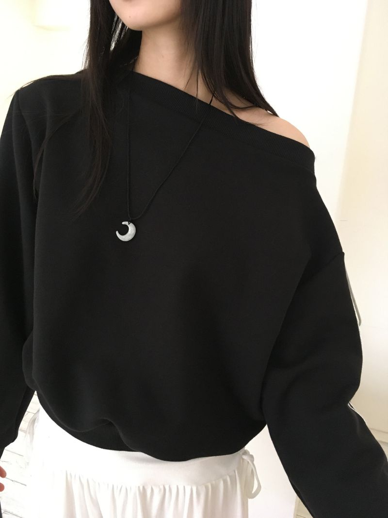 Romer lace point off-shoulder sweatshirt
