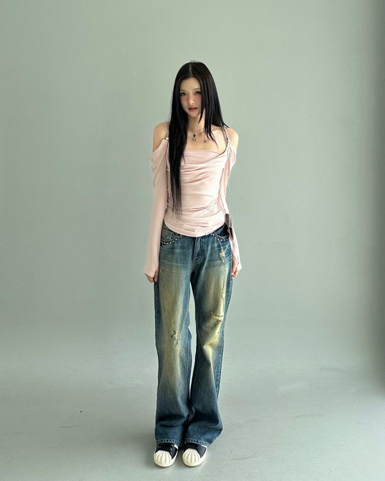 Sundown Rivet Straight - Fit Denim