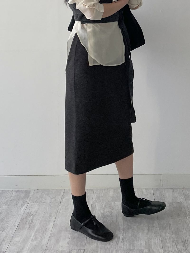 Cross square toe flat shoes