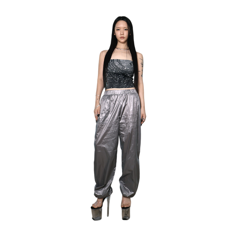 R1004(アールワンサウザンフォー)の「METALIC PANTS SILVER(Pants)」