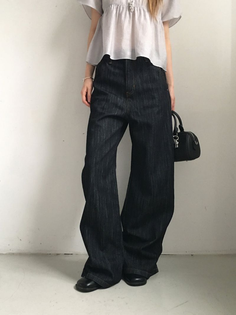 nobiyaka(ノビヤカ)の「Drum non-fade wide denim(Pants)」