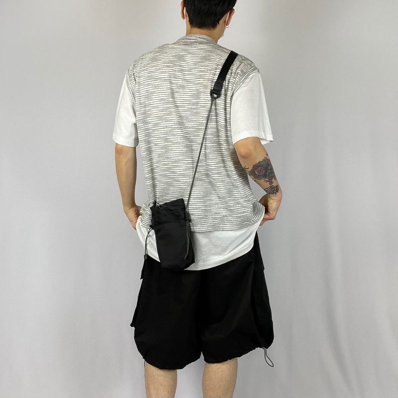 Boucle v neck layered vest