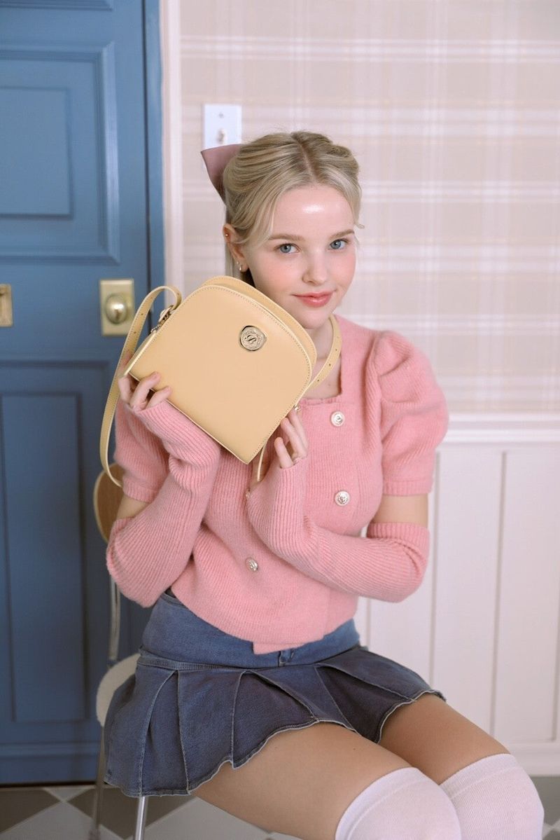 Teddy’s Love(テディスラブ)の「Half Moon Cow Leather Cross Bag ( Butter )(Bags)」