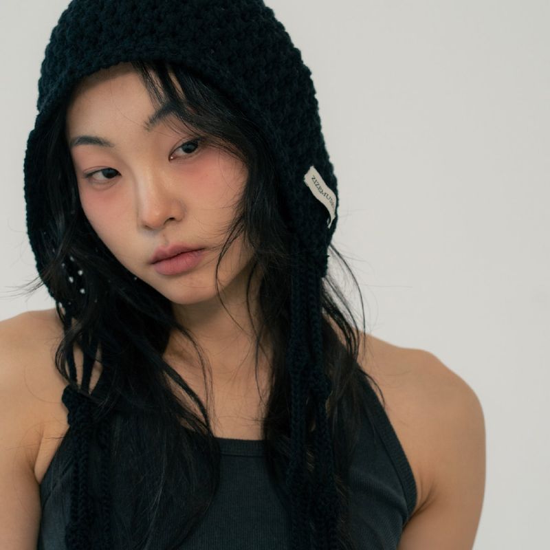 JELLYFISH STRAP BEANIE (BLACK)