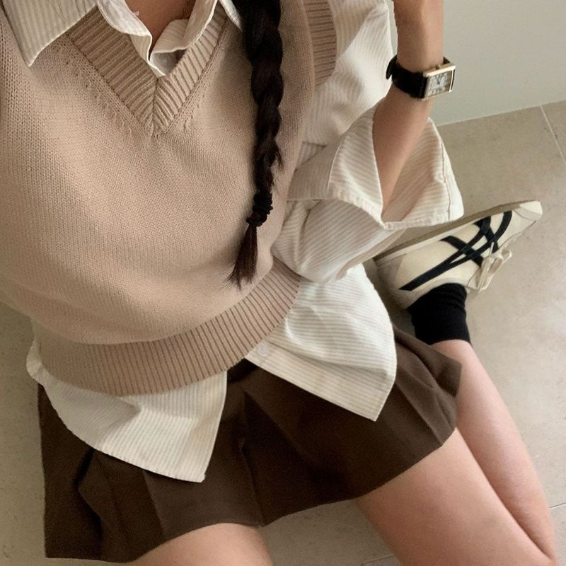 [Bellide made] Old money V-neck knit vest