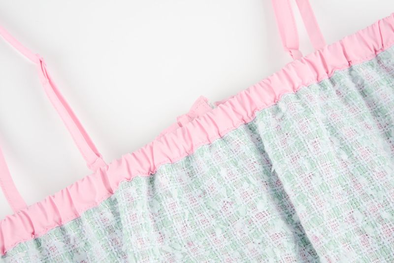 Pink tweed and crochet bustier