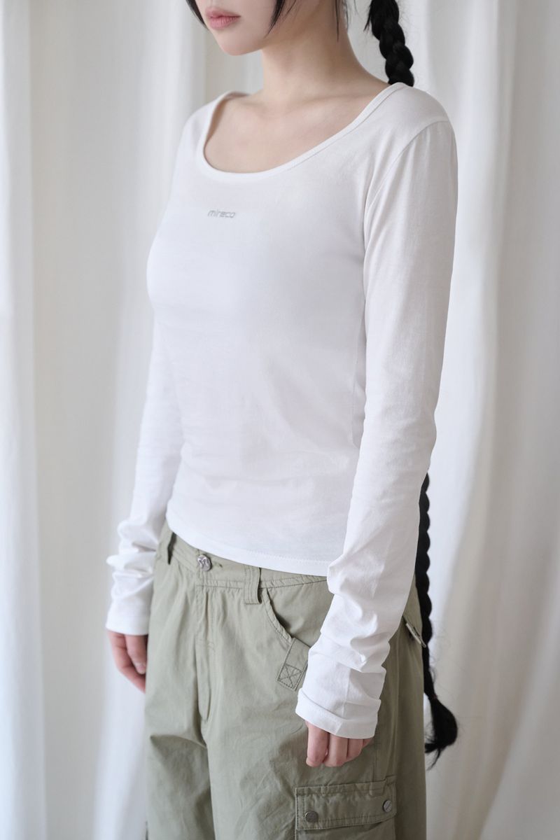 BASIC LOGO T WHITE