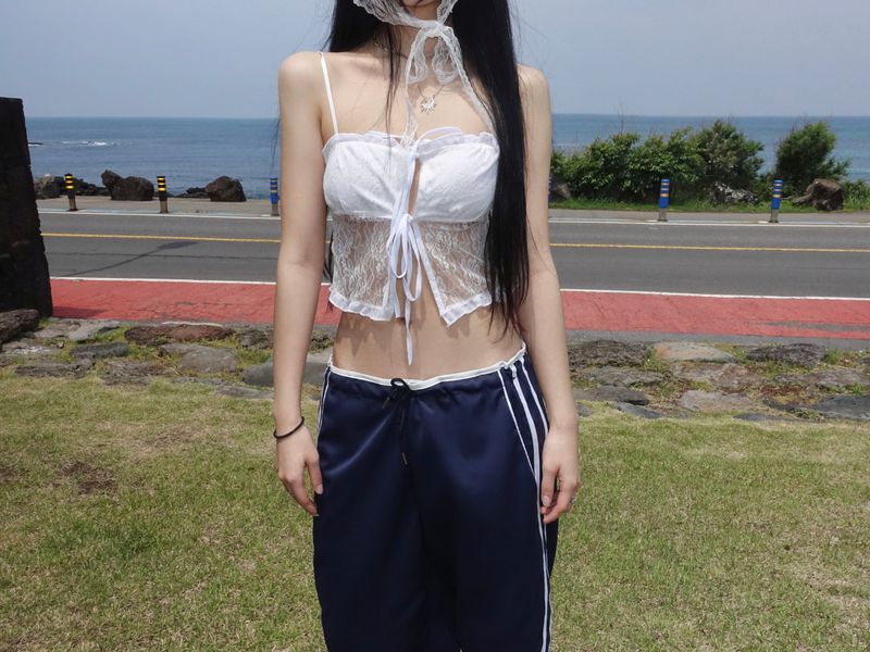 Lace Ribbon Cropped Sleeveless