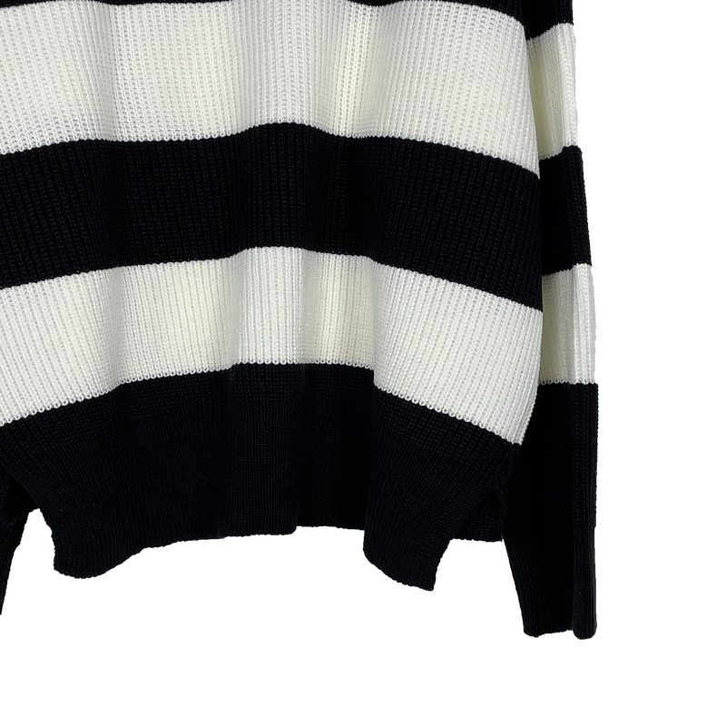 Stripe Warmer Hood-Knitwear