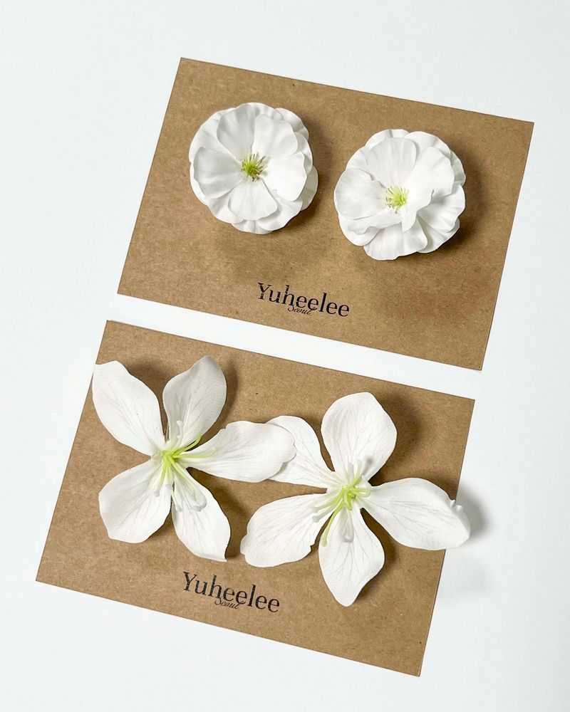 FAKE FLOWER SHOE CLIP_BUTTERFLY RUNNER