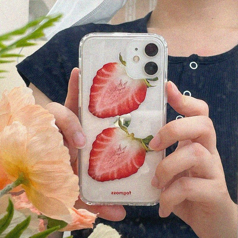 fogmoss（フォグモス）の「ストロベリーゲルハードケース（スマホグッズ/小物）」