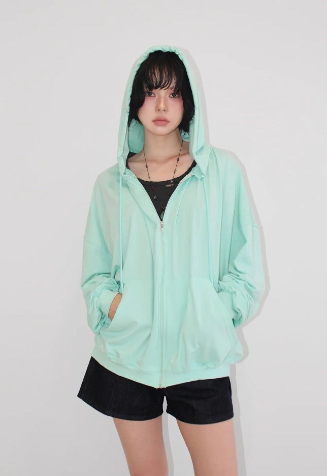 AAKE(アケ)の「ROUGH SHIRRING HOOD ZIP-UP(Tops)」