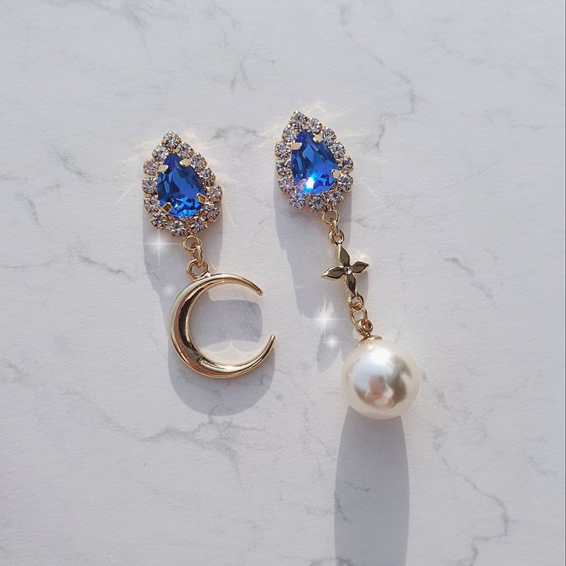 Blue Crystal and the Moon Earring