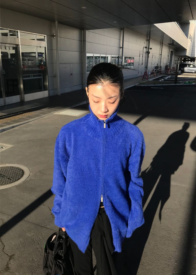  TWO-WAY ANGORA ZIP-UP