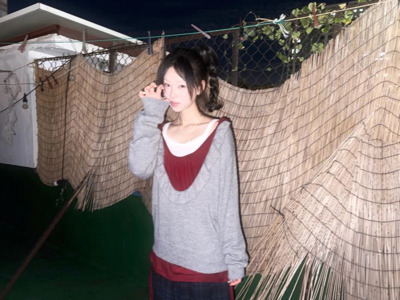 (3color) Frill Deep U-Neck Wool Knit