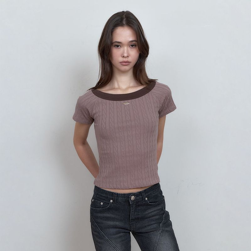 Curetty(キュリティ)の「C CABLE BOAT-NECK T-SHIRT_BROWN(Tops)」