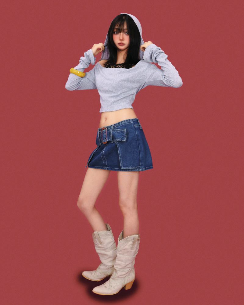 eve off-shoulder hood crop T