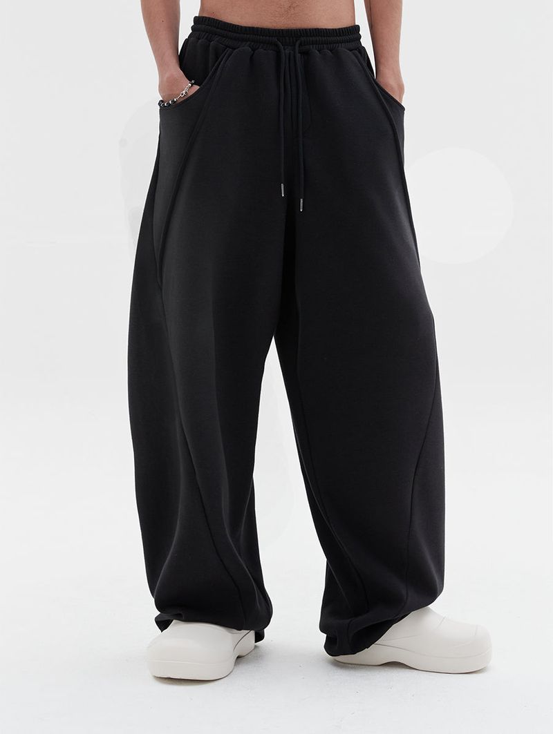 wavy sweat pants black