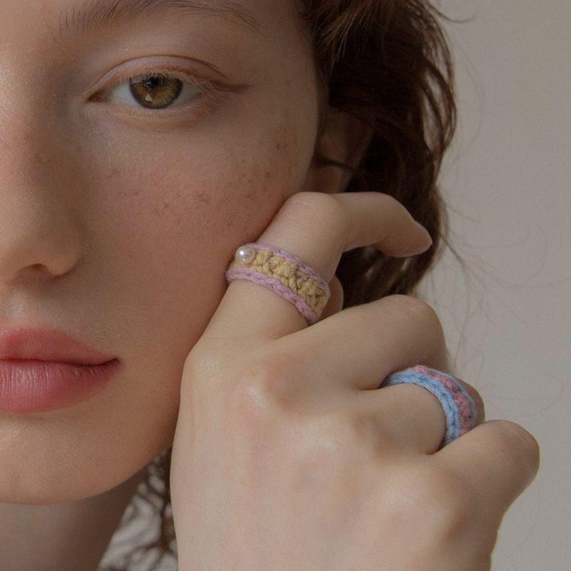 MerryMotive（メリーモチーブ）の「Pearl point vintage knit ring (2colors)（Accessories）」