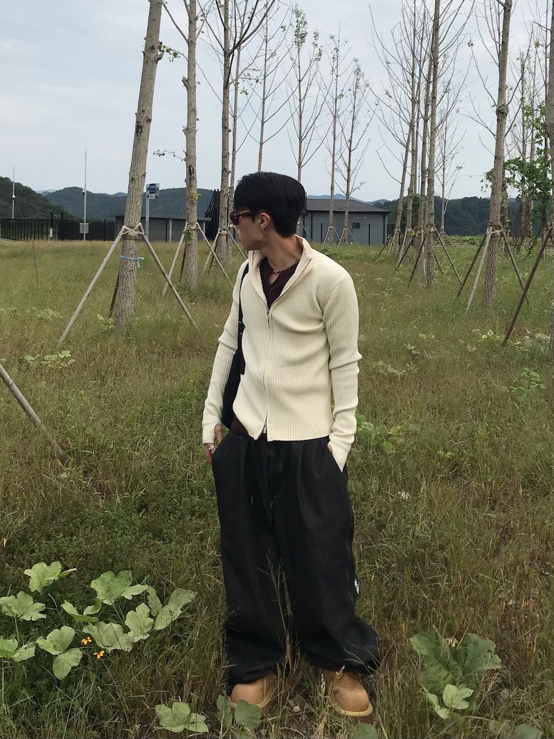 Rib Line Muscle Fit Zip-Up Knit