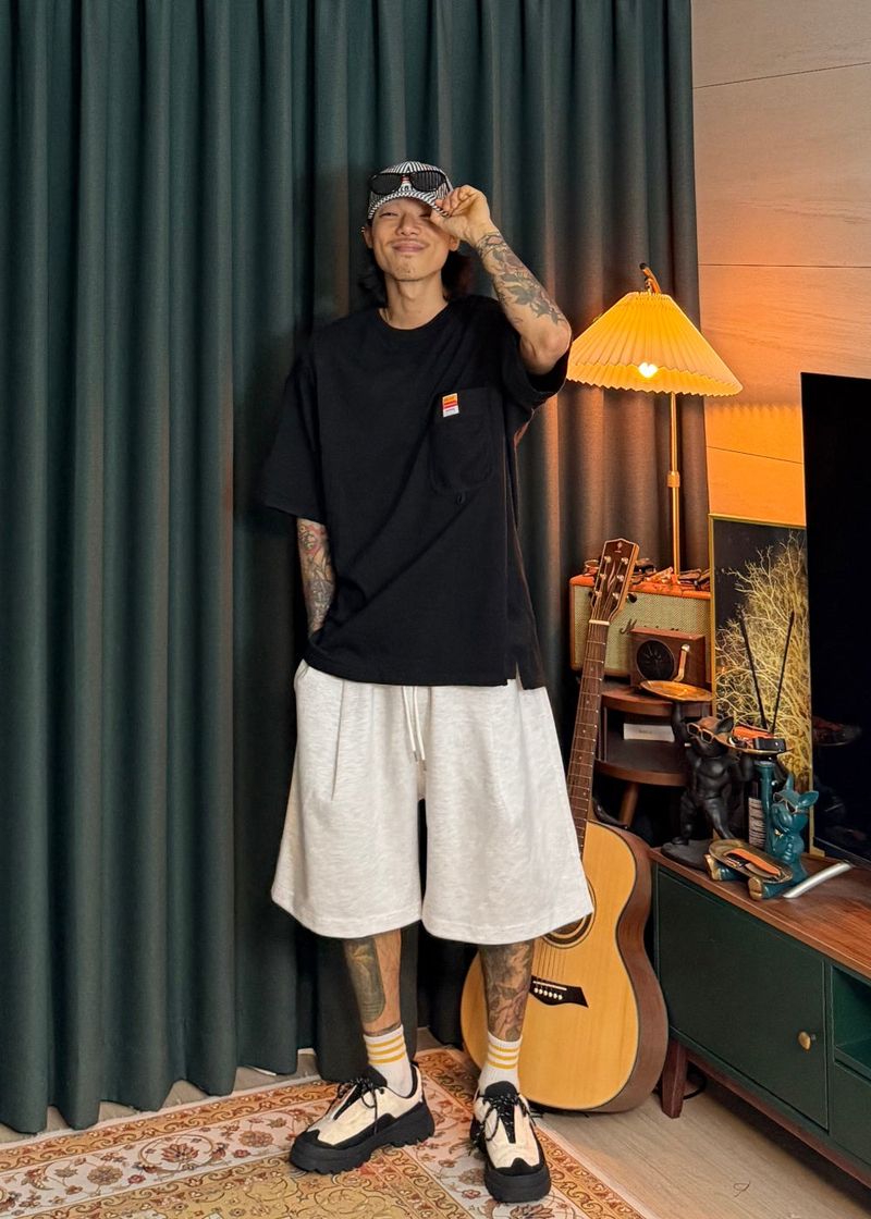 Light One-Tuck Bermuda Shorts 4COLOR