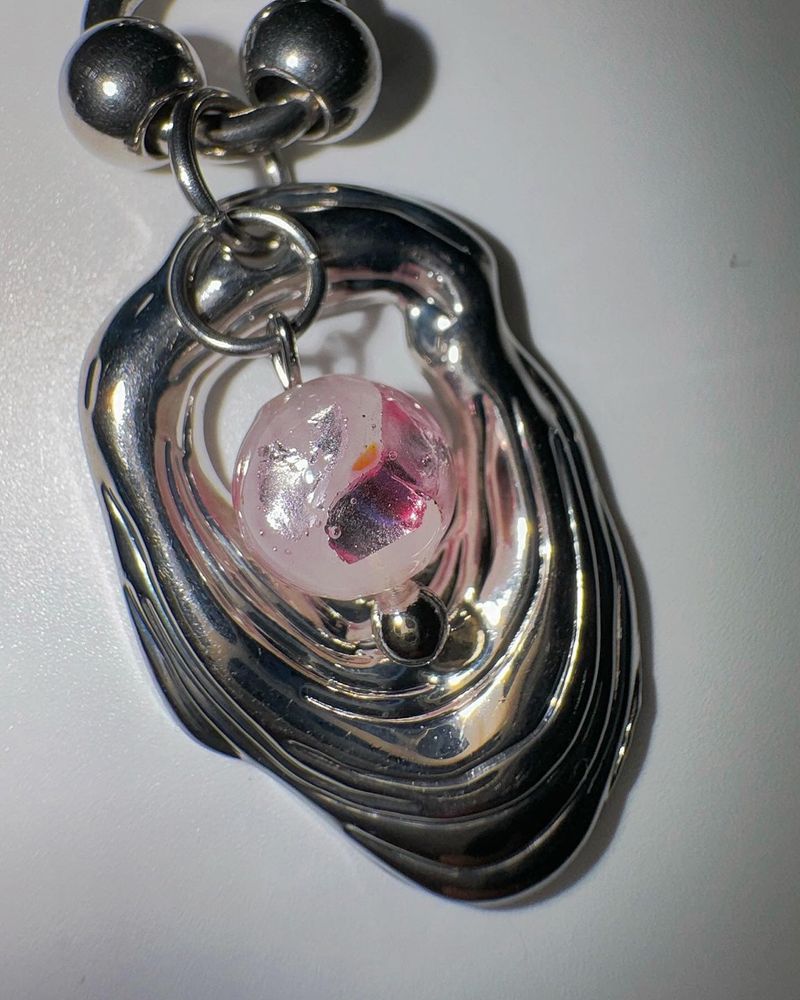 Underrated gem Keychain (2color)