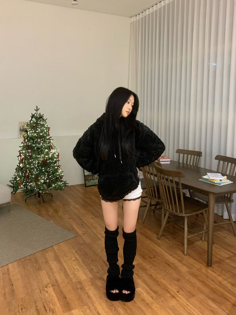 Fluff Fur Lace Ribbon Mini shorts