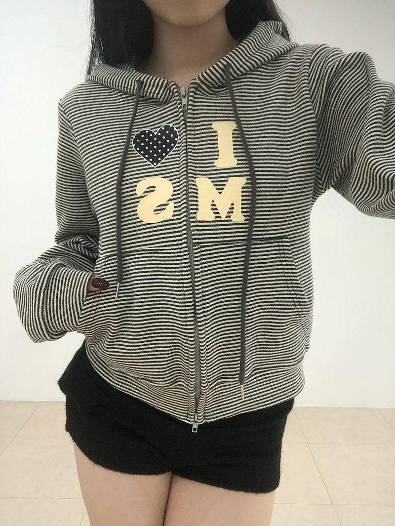 onthenextpage（オンザネクストページ）の「Heart Dot Stripe Hoodie Zip-up（Tops）」