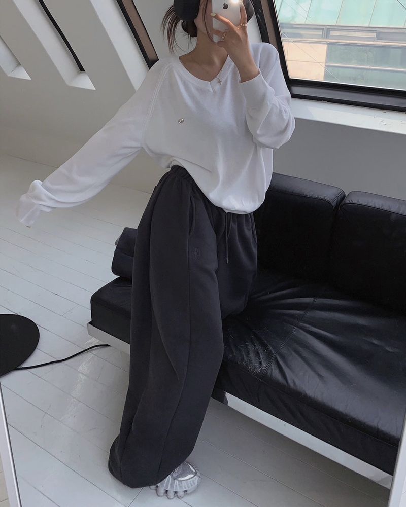 [Bellide made] シルエットサマーVネックルーズフィットニット