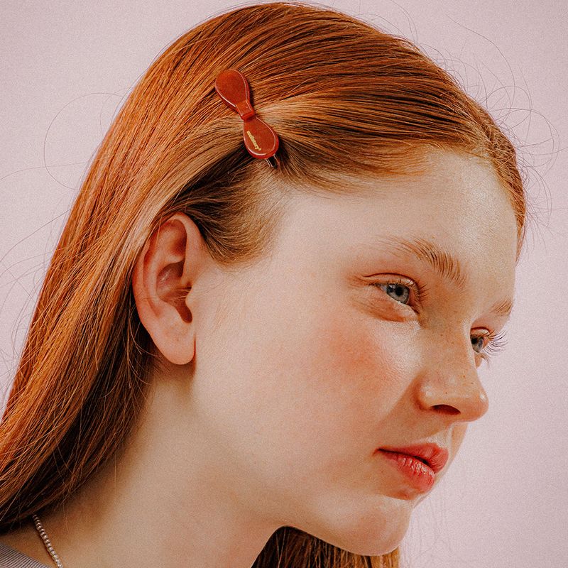 CELLULOSE RIBBON HAIR PIN (BROWN)