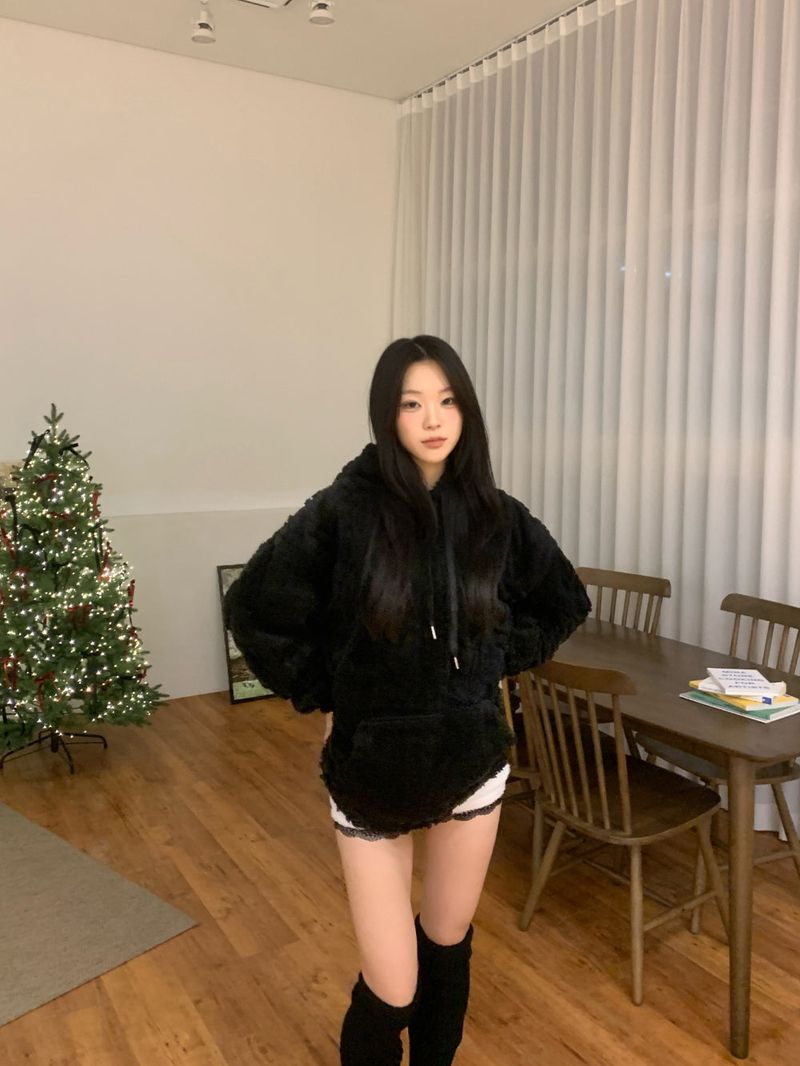 Fluff Fur Lace Ribbon Mini shorts