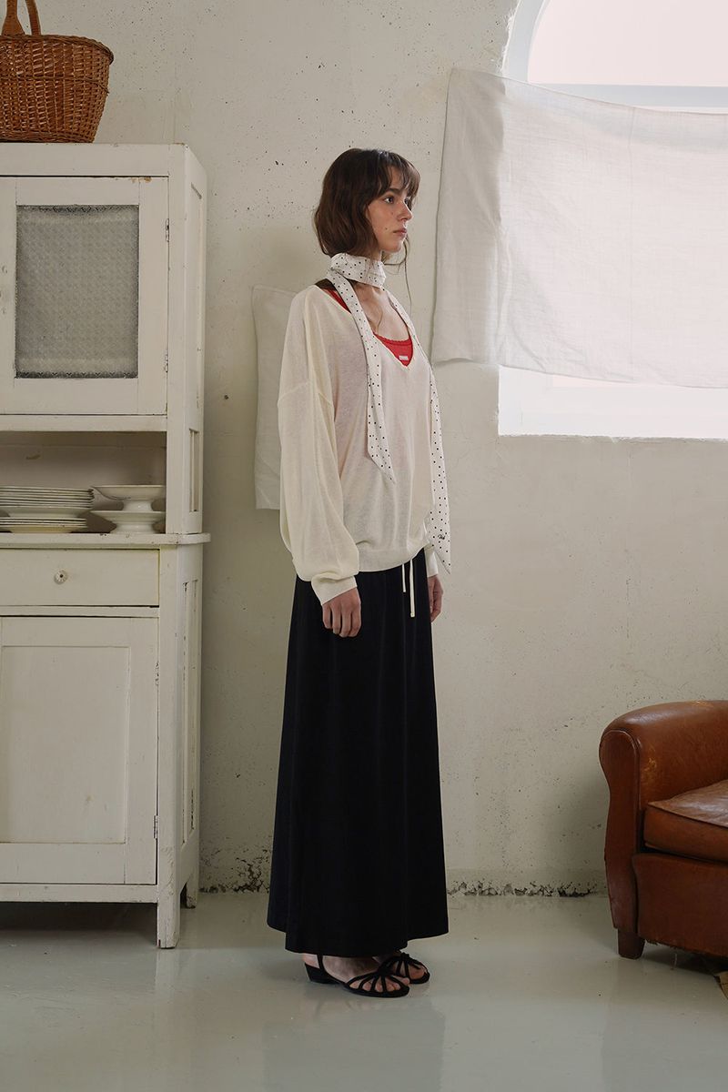 Button v-neck knit_ivory