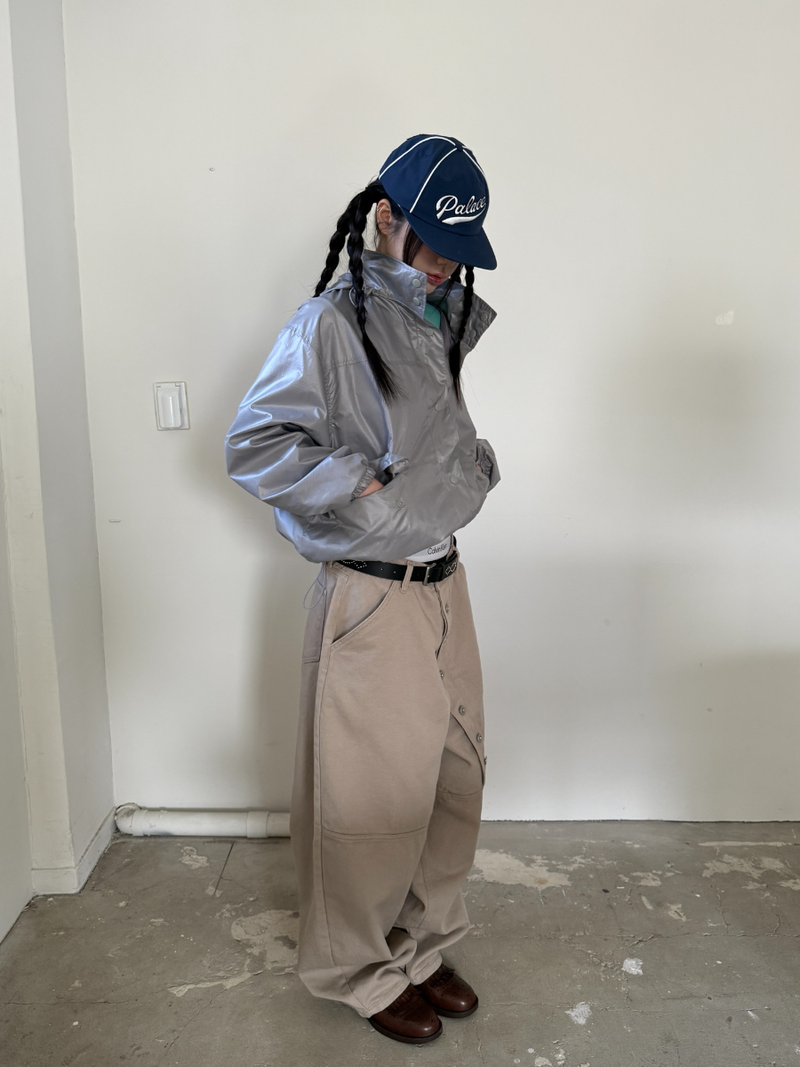 glossy wind jumper (beige)