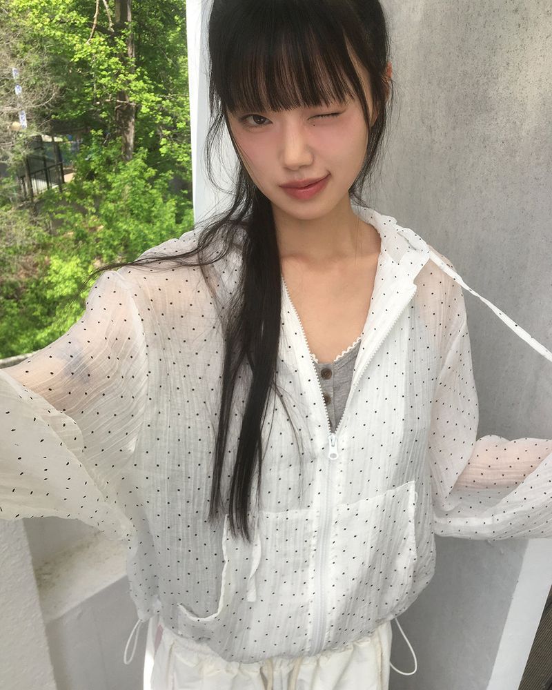 WONDER WONDER(ワンダーワンダー)の「Onyu See-through Frill Dot Windbreaker Zip-up(Jackets/Outerwear)」
