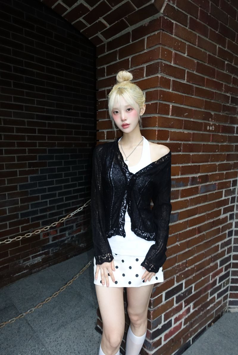 dot mini skirt