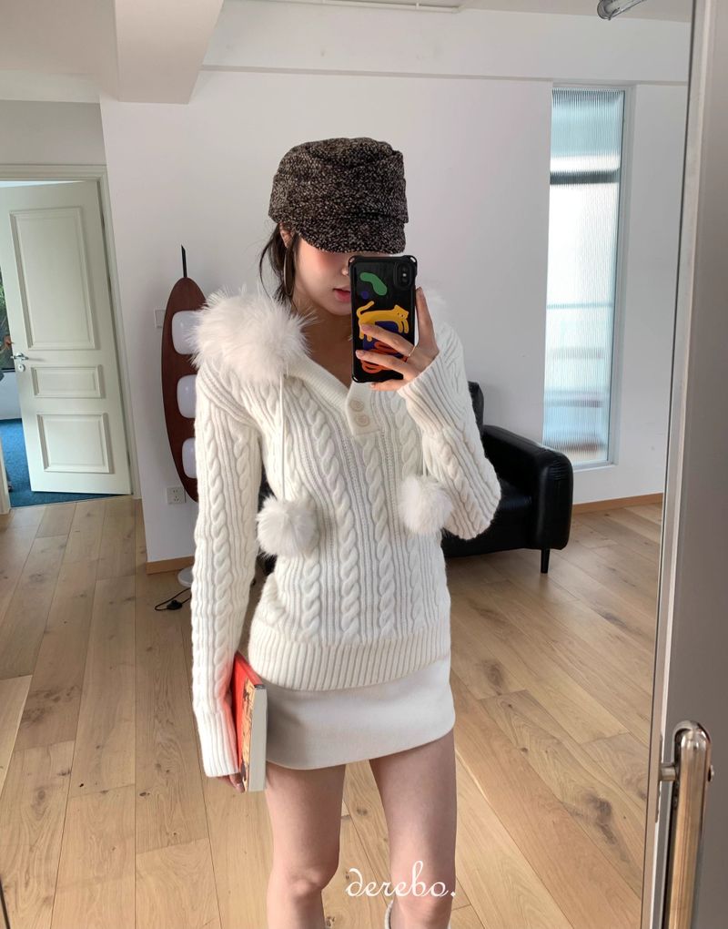 Snow Buddy Hood Twisted Knitwear