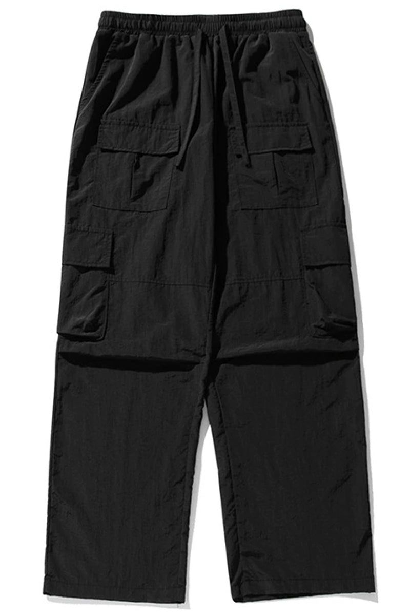 CZ Basicsの「Multi-Pocket Cargo Trousers（Pants）」