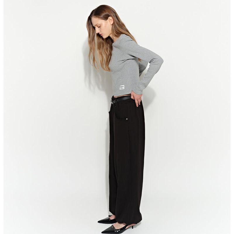 Essential Round-Neck Grey