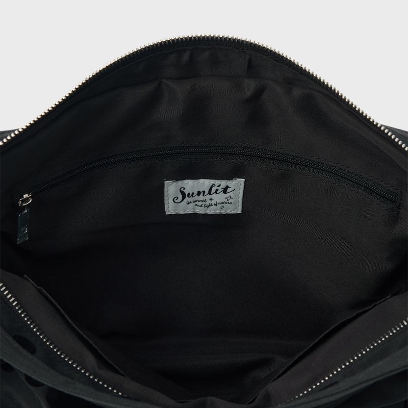 Buckle Cross Bag (Dot Black)