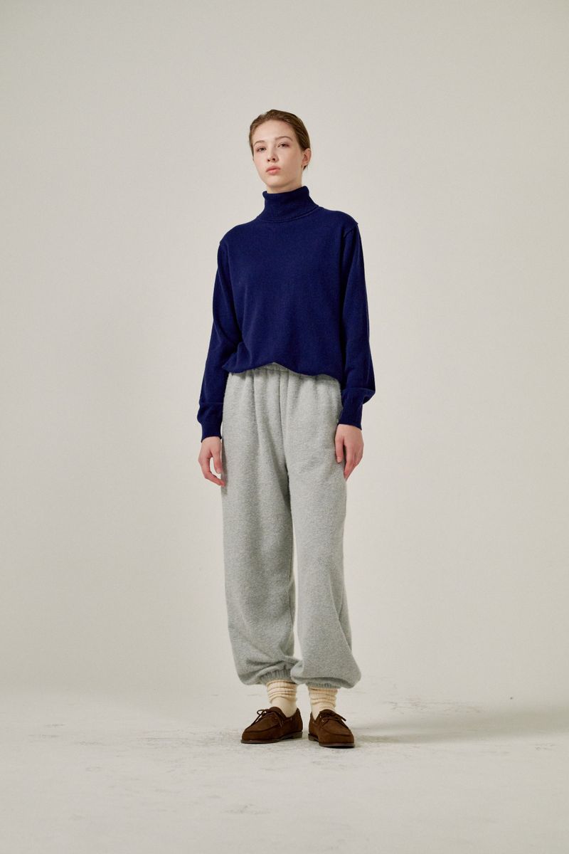 Cashmere turtle neck knit (Navy)