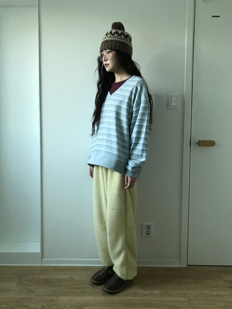 Bach Stripe V Sweatshirt (3color)