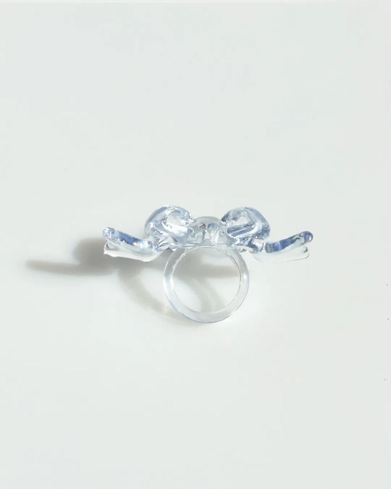 Jelly Ribbon Wing Ring - Clear Blue