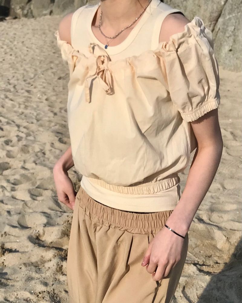 Priscilla blouse