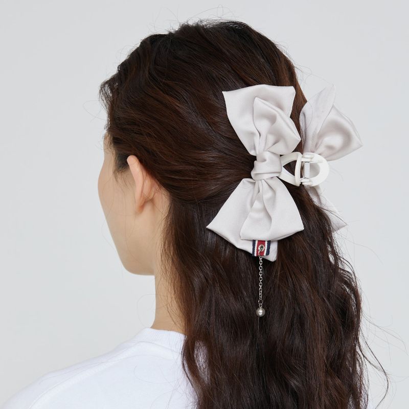 ROMANTIC CROWN（ロマンティッククラウン）の「RIBBON HAIR CLAW CLIP_OATMEAL（Hair Accessories）」